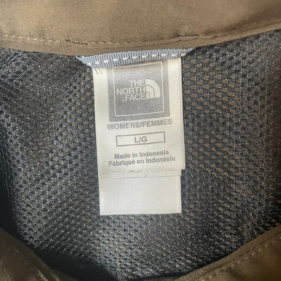 The‎ North Face Womens L/G Short Sleeve Hiking Shirt Olive Green Lightweight Top - Picture 3 of 6